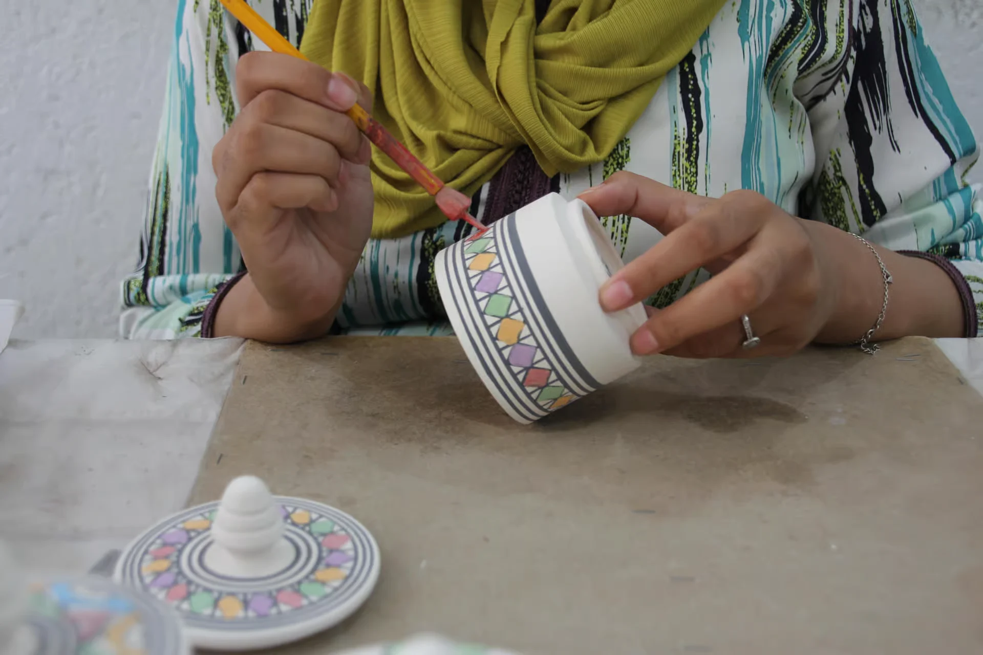 Ambiance d'atelier à Ain Nokbi, Fès